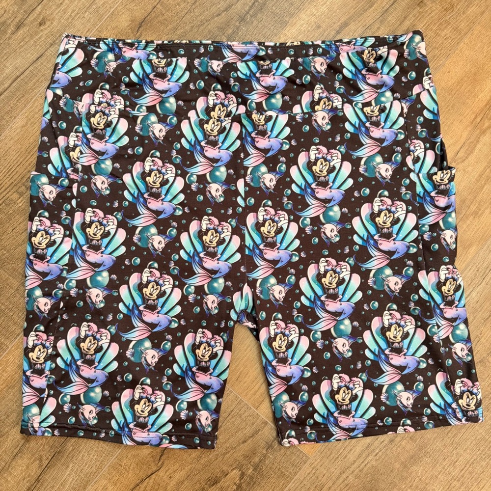 Disney Minnie Mouse Mermaid Biker Shorts Pockets Black Women 2X? Resortwear Vaca